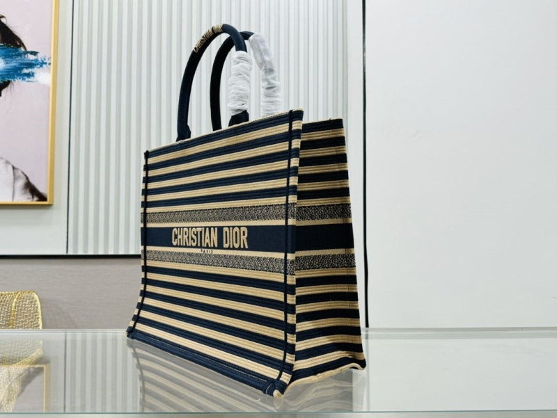 Dior Shopping Bags